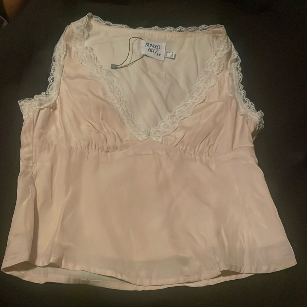 Whinnie top cream